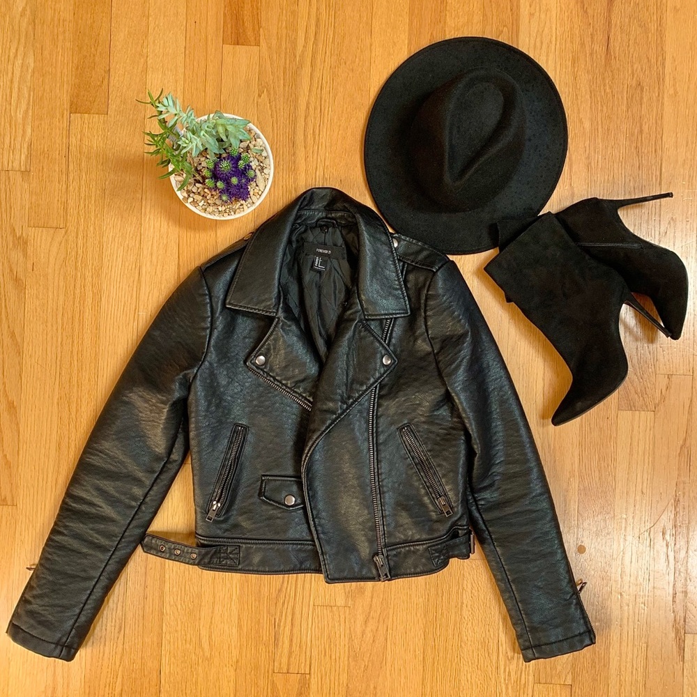 F21 - Faux Leather Moto Jacket (S)